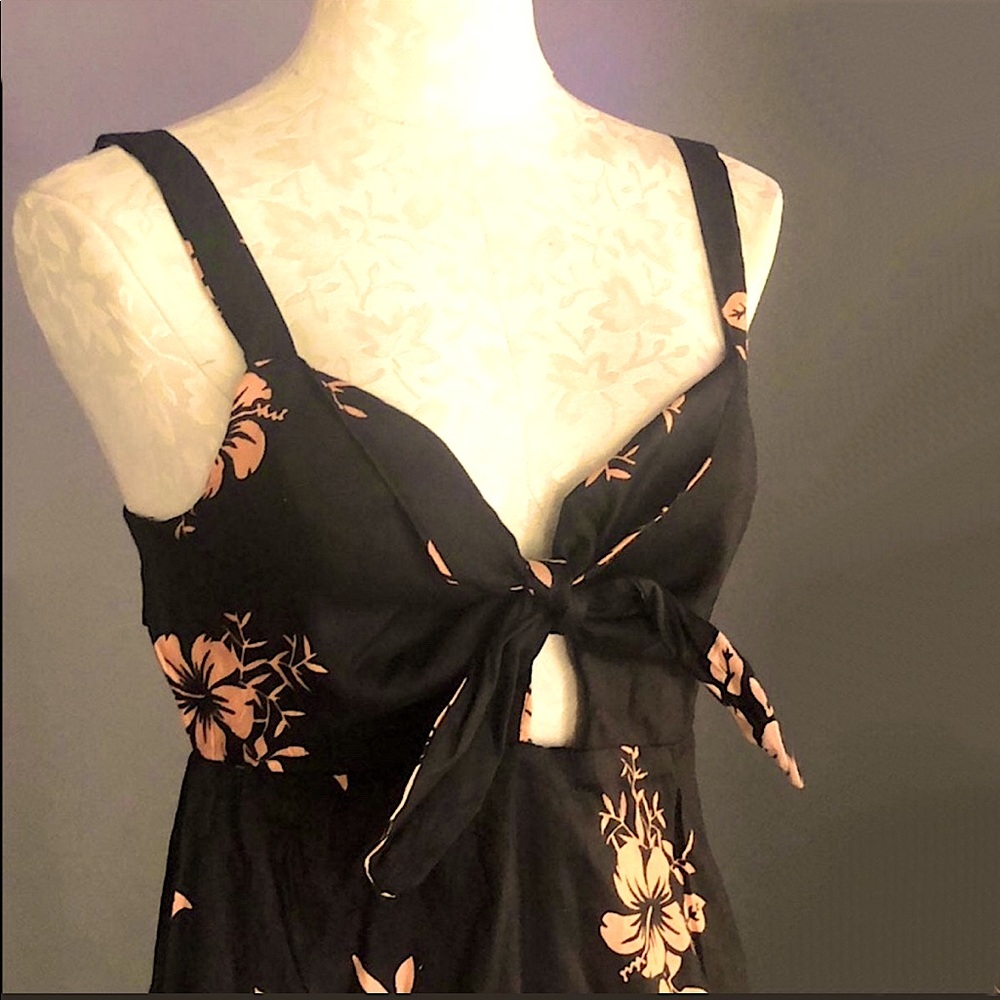 New York- Hibiscus Dress